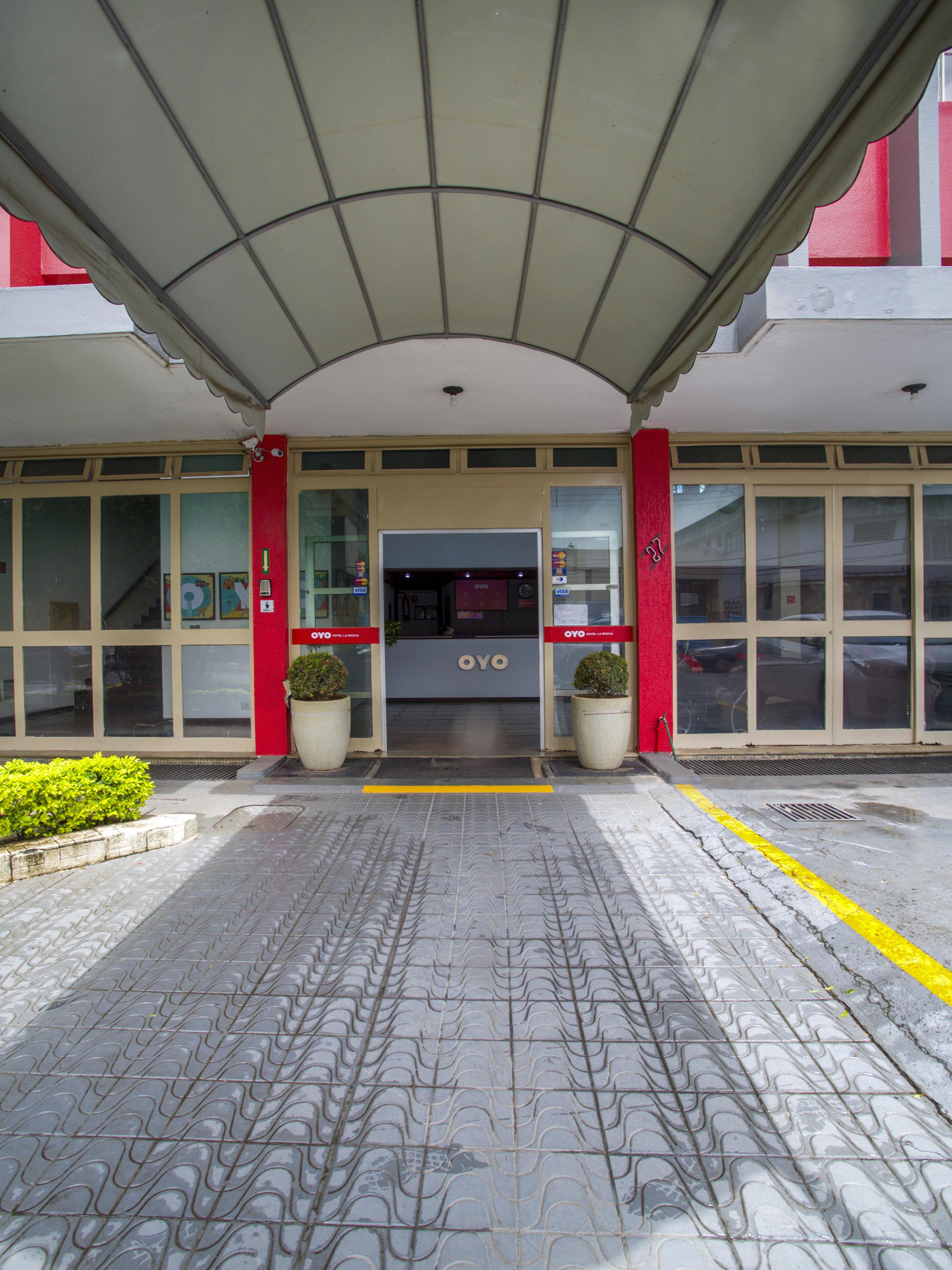OYO Hotel La Rocca, Goiânia Esterno foto